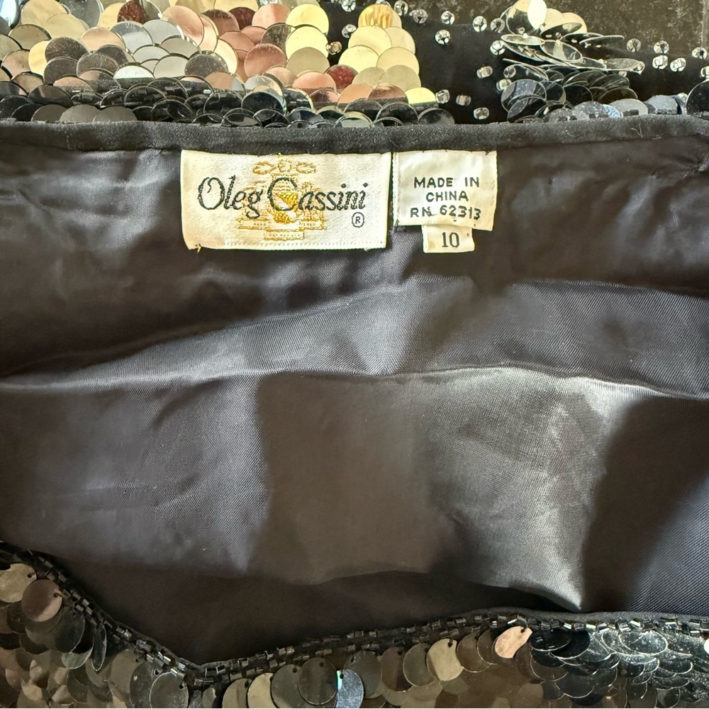 1980 Oleg Cassini Asymmetrical Cocktail Dress Black and Silver Sequins Size 10 - Picture 5 of 11